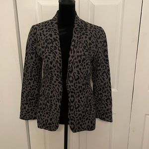Joie Grey And Black Leopard Print 100% Linen Blazer Size 2 NWOT